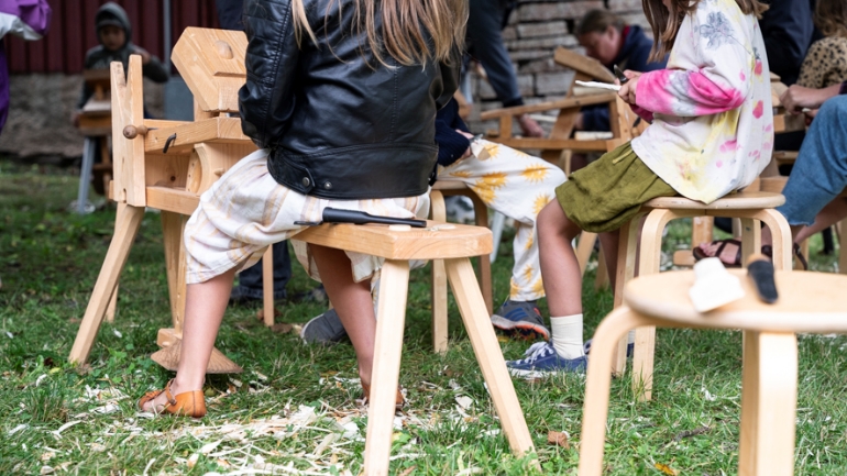 Capellagårdens pedagogiska program för barn och unga genom projektet ”Material som möts” 2023